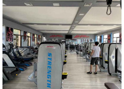 Фитнес-клуб - Life Fitness