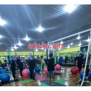 Спортивный, тренажерный зал - Fitness women