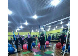 Спортивный, тренажерный зал - Fitness women